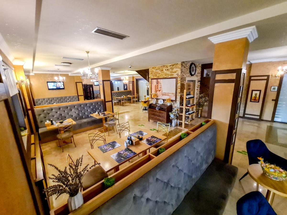 Hotel Yarus Plus Ploieşti Exterior foto