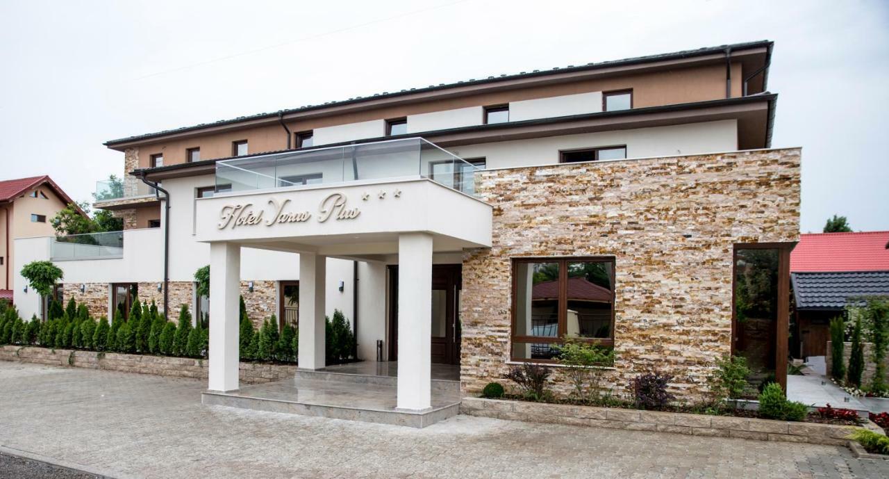 Hotel Yarus Plus Ploieşti Exterior foto